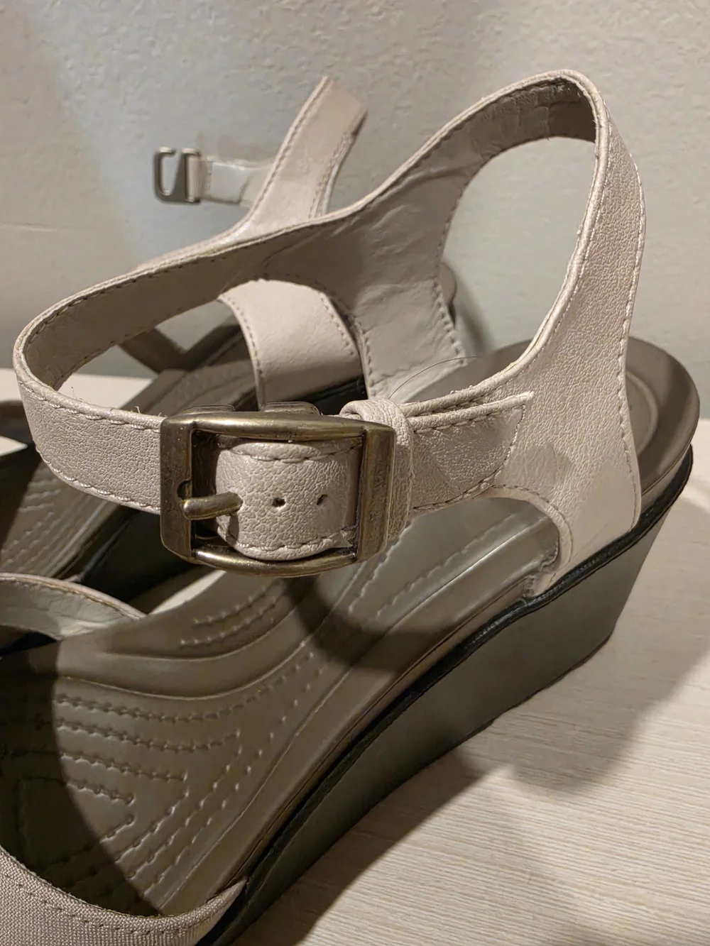 CROCS Women's Beige Ankle-Strap Wedge Sandals